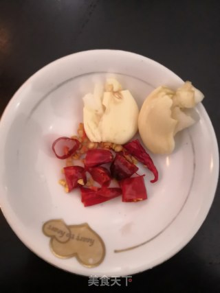 青椒牛肉丝的做法步骤：3
