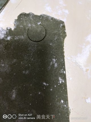 卡通小黄人馒头的做法步骤：4