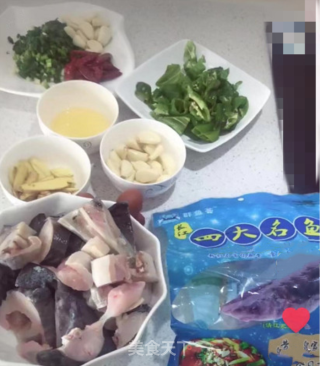 肥鱼泡饭的做法步骤：1