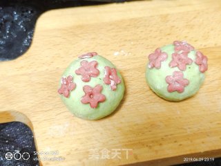 梅花菠菜小馒头的做法步骤：5