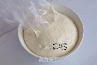 姆明香蕉椰蓉包的做法步骤：3