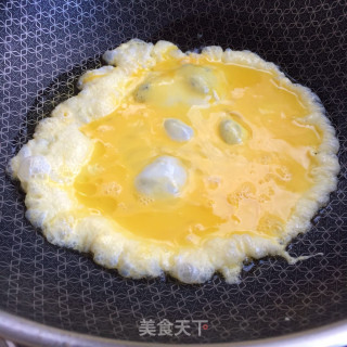 菜椒炒蛋的做法步骤：4
