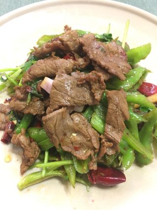 小炒黄牛肉的做法步骤：7