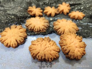 红曲康乃馨小饼干的做法步骤：9