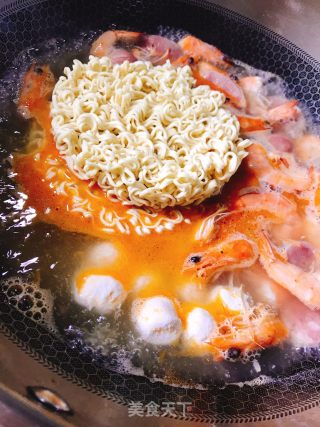 鲜虾伊面的做法步骤：7