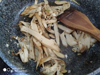 下酒菜  蚝油孜然杏鲍菇的做法步骤：10