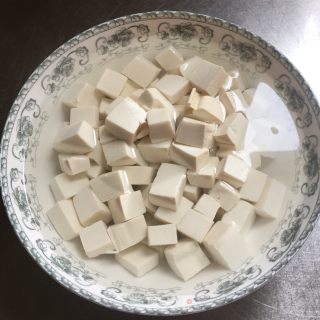 小葱拌豆腐的做法步骤：4
