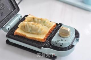 煎饺三明夹的做法步骤：3