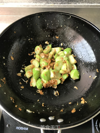 虾皮炒丝瓜的做法步骤：7