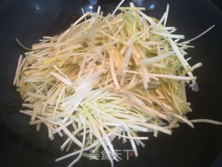 韭黄炒鸡蛋的做法步骤：9