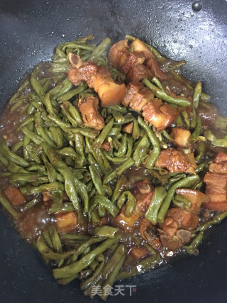 五花肉烧豇豆的做法步骤：7
