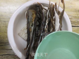 香酥鲨鱼皮的做法步骤：1