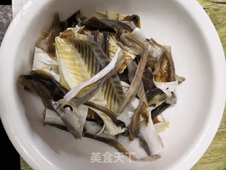 香酥鲨鱼皮的做法步骤：2