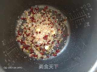 只需要简单一步就能变成消暑去热的冰粥的做法步骤：1