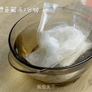 南瓜银鳕鱼疙瘩汤的做法步骤：2