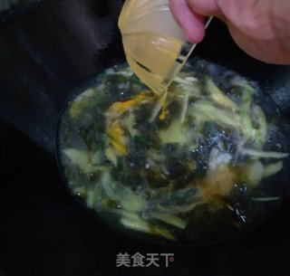 黄瓜紫菜蛋汤的做法步骤：7