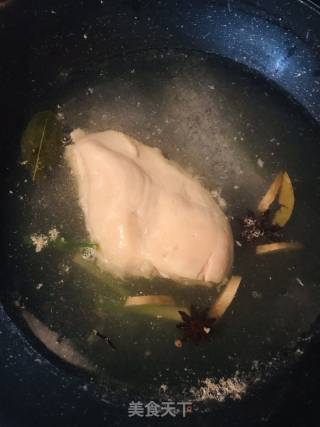 麻酱鸡丝凉面的做法步骤：1
