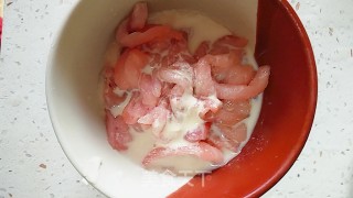 私房秘制泡椒肉丝的做法步骤：5