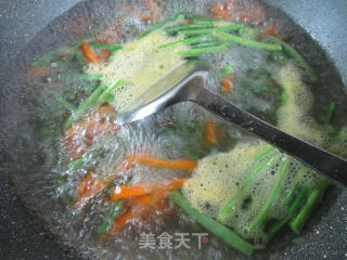 炒胡萝卜带豆的做法步骤：5