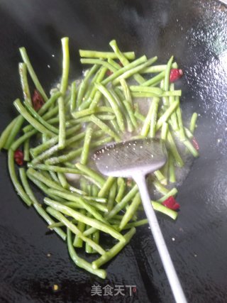 清炒豇豆的做法步骤：7
