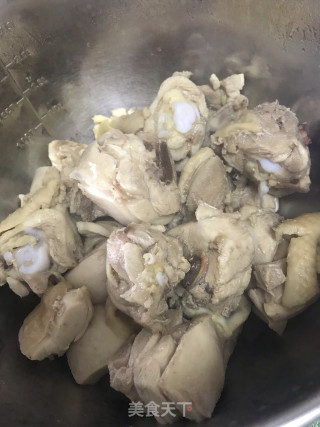 黄焖鸡的做法步骤：2