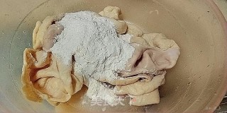烧肥肠的做法步骤：2