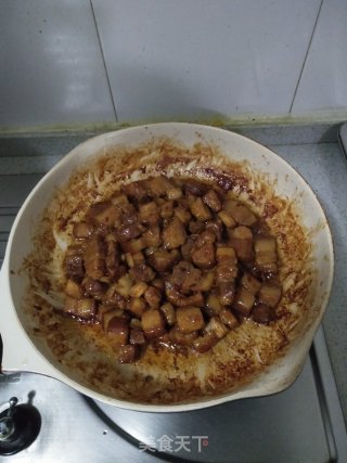 家常油焖五花肉的做法步骤：12