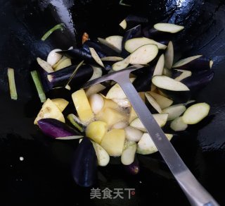 地三鲜的做法步骤：4
