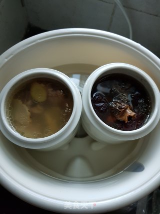 羊肚菌炖排骨的做法步骤：6