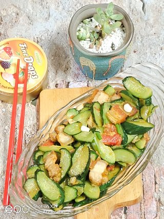 黄瓜炒五花肉的做法步骤：5