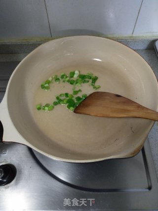 甜椒炒蒜苔的做法步骤：10