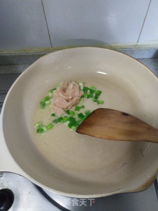 甜椒炒蒜苔的做法步骤：11