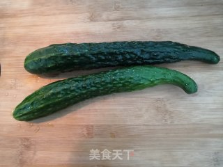 凉拌糖醋黄瓜的做法步骤：1