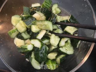 凉拌糖醋黄瓜的做法步骤：5