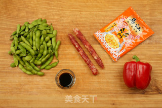 脆口萝卜炒毛豆的做法步骤：1