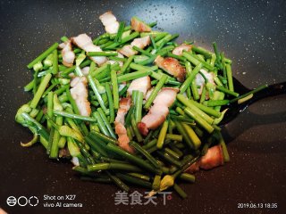 五花肉炒韭菜心的做法步骤：3