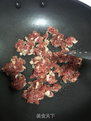 牛肉炒鸡蛋的做法步骤：7