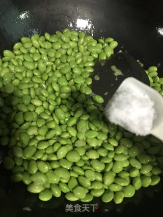 清炒毛豆米的做法步骤：4