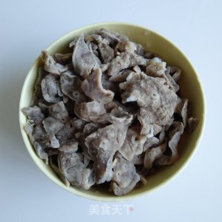 炒猪肺的做法步骤：1