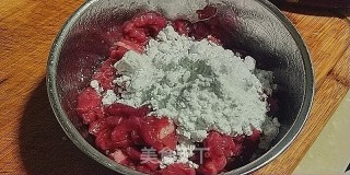 泡椒牛肉的做法步骤：3