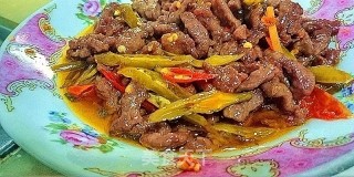 泡椒牛肉的做法步骤：12