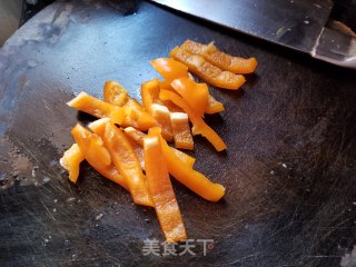 橄榄菜炒意大利瓜的做法步骤：4