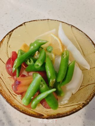 自制酸汤鸡腿的做法步骤：2