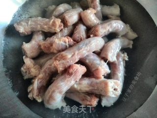 炒鸡脖子的做法步骤：2