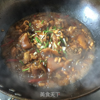 黄豆焖猪蹄的做法步骤：11