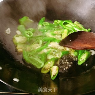 炒紫豆角的做法步骤：3