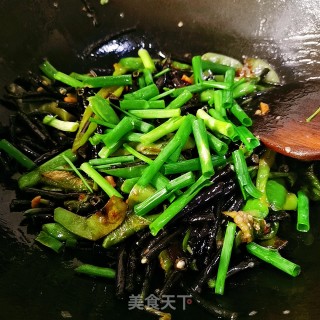 炒紫豆角的做法步骤：6