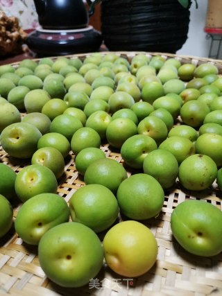 又是一年青梅季的做法步骤：2