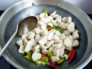 家常炒鱼丸的做法步骤：6