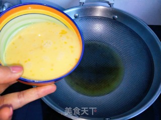 鹅蛋炒灯椒的做法步骤：5